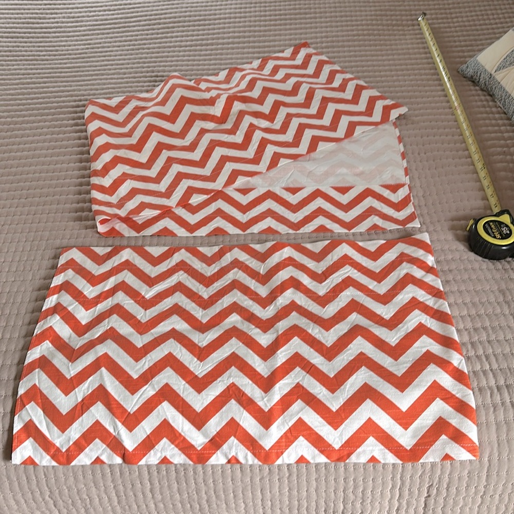 Valences & Pillow